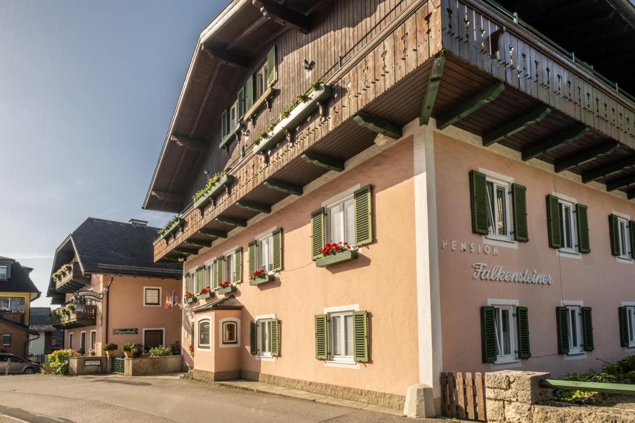 Hotel-Pension Falkensteiner Санкт Гильген Экстерьер фото