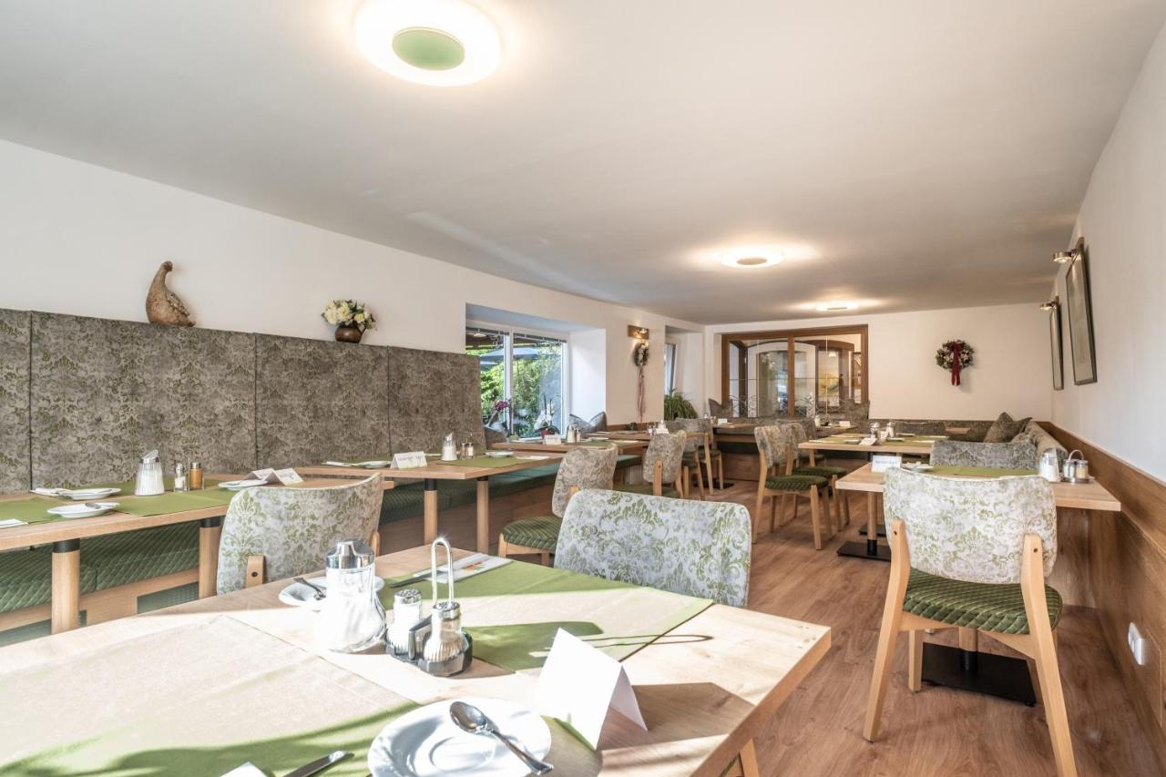 Hotel-Pension Falkensteiner Санкт Гильген Экстерьер фото