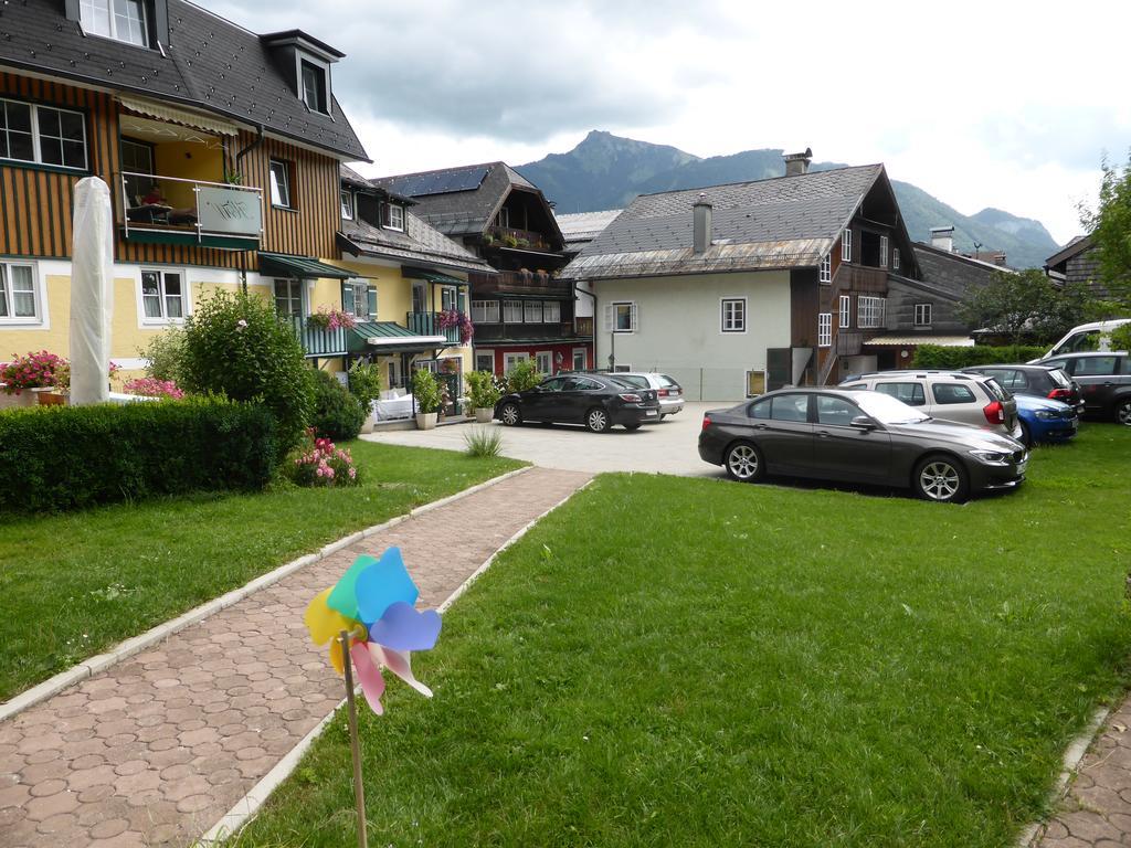 Hotel-Pension Falkensteiner Санкт Гильген Экстерьер фото