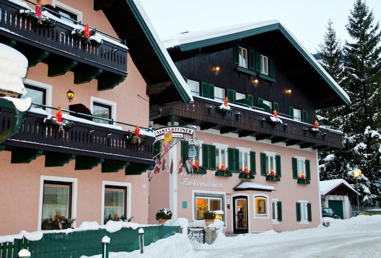 Hotel-Pension Falkensteiner Санкт Гильген Экстерьер фото